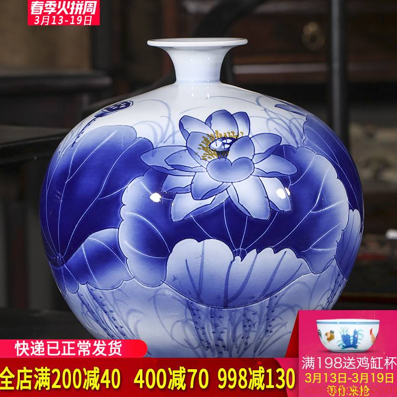 Hand draw freehand brushwork in traditional Chinese jingdezhen ceramics scent vase Chinese sitting room porch ark adornment office furnishing articles
