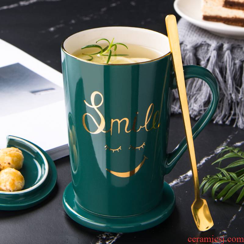 Creative European household ceramic cup mark cup with cover spoon coffee cup move trend couples glass gift boxes