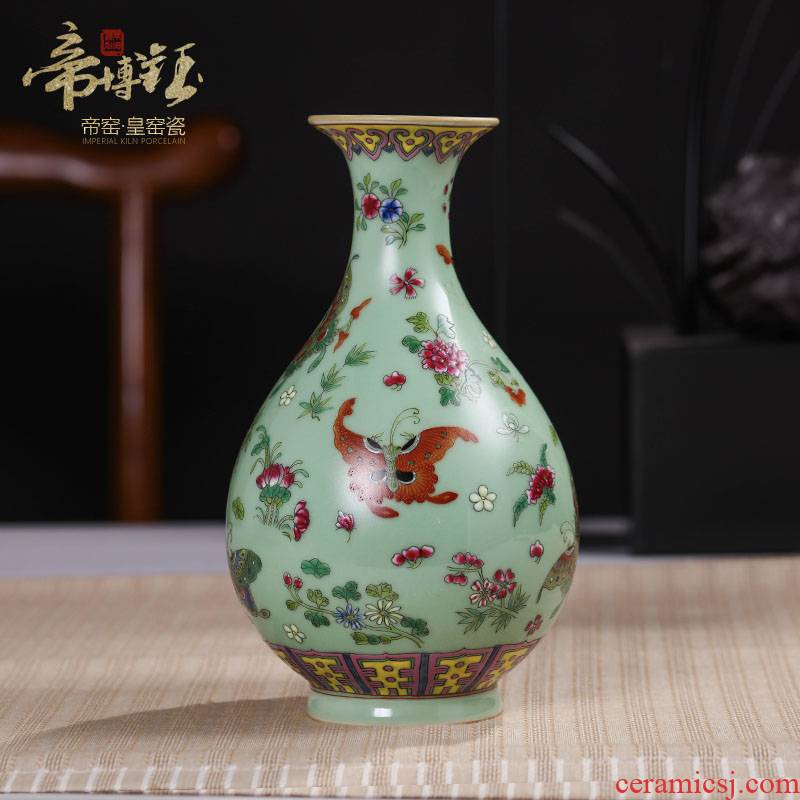 Jingdezhen ceramics pea green butterfly antique hand - made okho spring vase decoration home decoration handicraft furnishing articles
