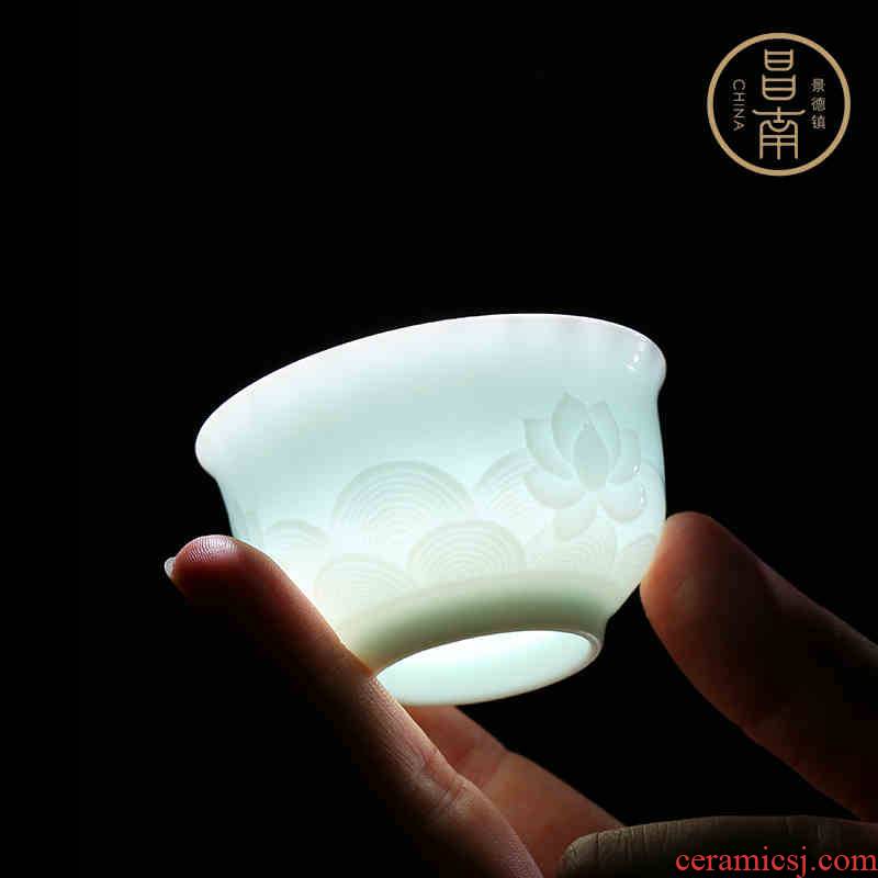 Prosperous south shadow tsing kung fu tea cups of jingdezhen ceramics single CPU personal tea cup, cup of pervious to light the sample tea cup master CPU