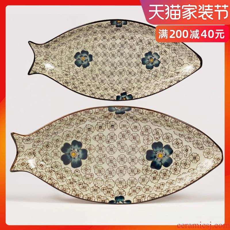 Creative glaze color large blue and white porcelain plates under the big fish dish safflower tableware 0 rectangular plate of the plates is filled