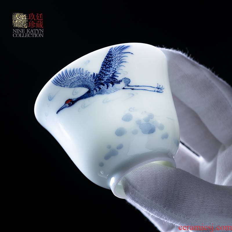 Nine at the pure manual jingdezhen blue and white porcelain single CPU hand - made crane, single master cup tea set tea cups