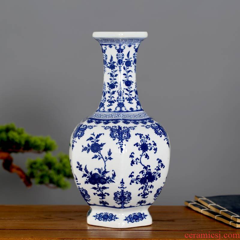 Blue and white porcelain vase rich ancient frame furnishing articles flower arranging Chinese jingdezhen ceramics sitting room home wine ark, adornment