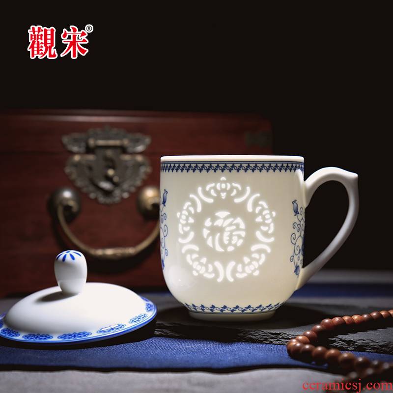 The View of song View jingdezhen blue and white porcelain of song dynasty and exquisite Chinese ceramic cups hollow out office cup China feng shui cups