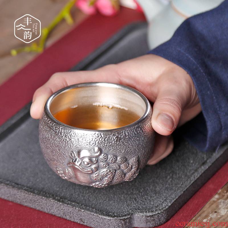 Small gold BaoLiu silver restoring ancient ways is kung fu masters cup ceramic tea cup tea sample tea cup single silver, silver tea set