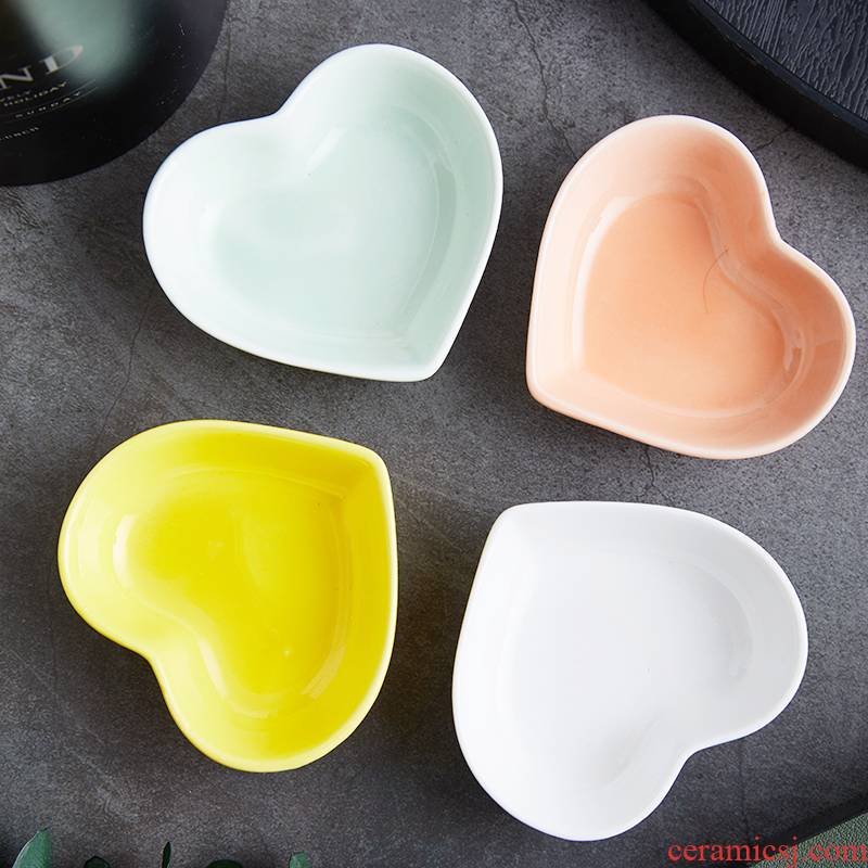 Nordic secret mini heart shape ceramic household utensils to taste little seasoning sauce soy sauce dish snacks flavor dishes