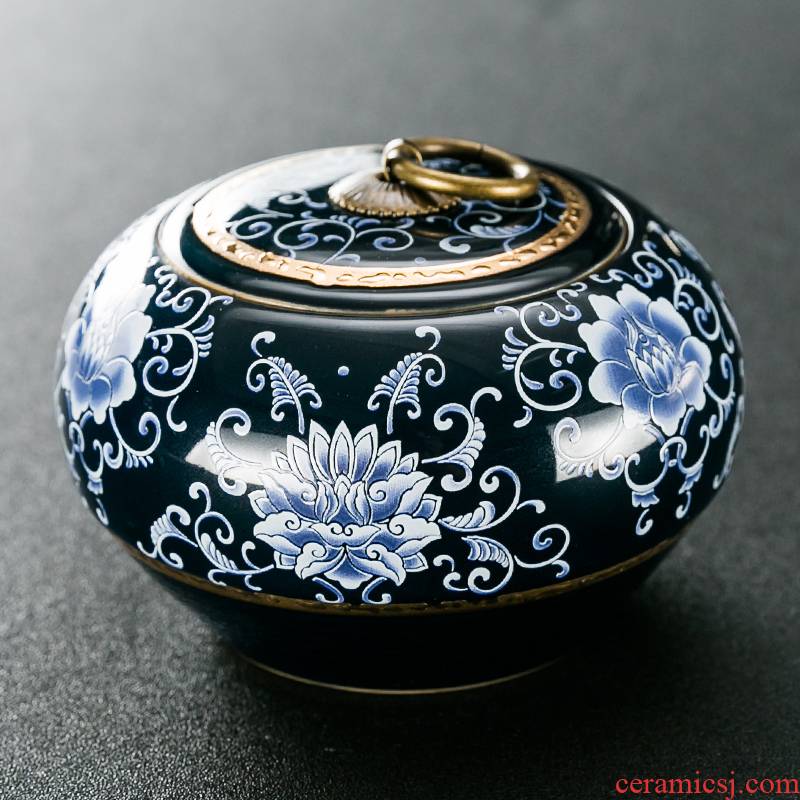 NiuRen ceramic tea pot hand - made paint storage jar airtight jar of blue and white porcelain tea sealing and receives the trumpet