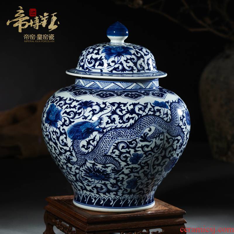 Antique hand - made furnishing articles of blue and white porcelain of jingdezhen ceramics general sitting room porch decoration decoration cover tank