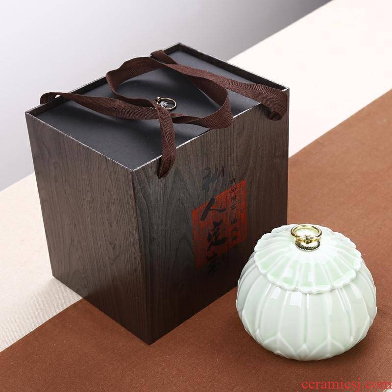 Chinese wolfberry single aneroid large tea jars of black box tins ceramic seal tea gift box