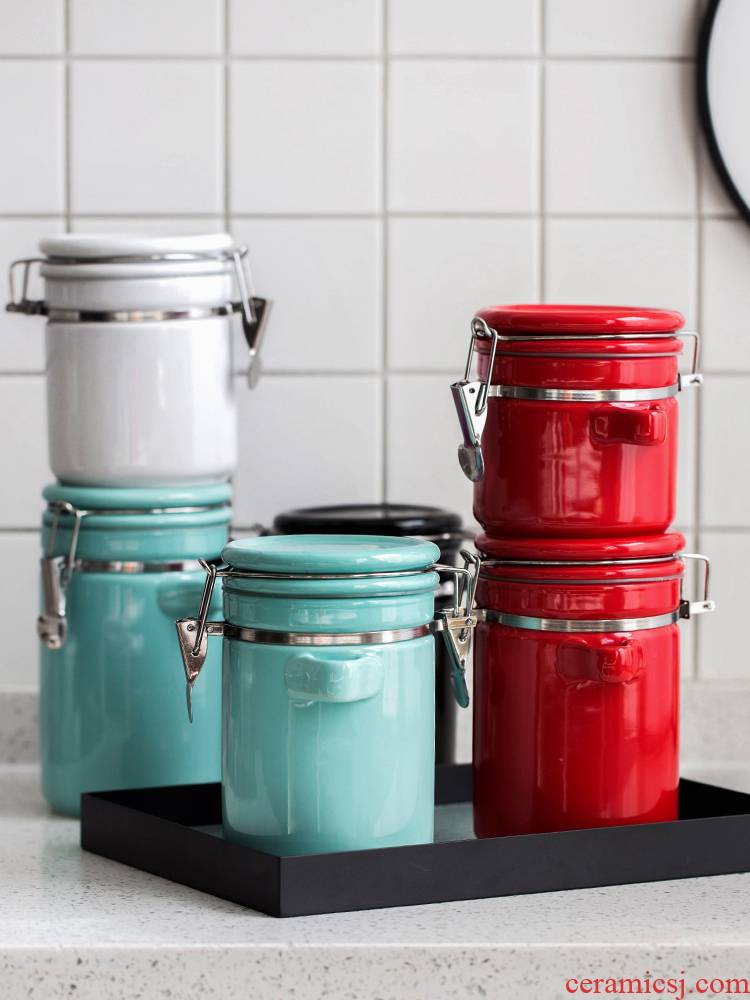 Beauty color porcelain ceramic sealed with cover storage jar sugar tea pot food grains, receive a jar of coffee pot