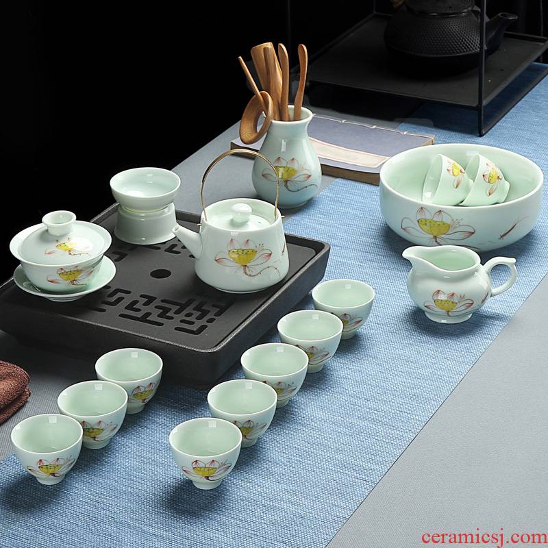 A complete set of tea cups celadon kung fu tea set tea tea pot lid bowl tea hand - made ceramic tea set