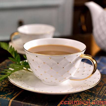 Creative European - style manual paint ipads China coffee cups and saucers classic English afternoon camellia tea cup with a spoon