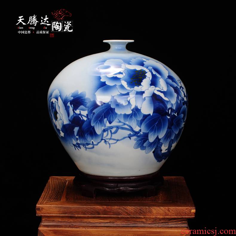 Jingdezhen ceramic vase hand - made pomegranate bottles of wine sitting room adornment is placed household decoration decoration