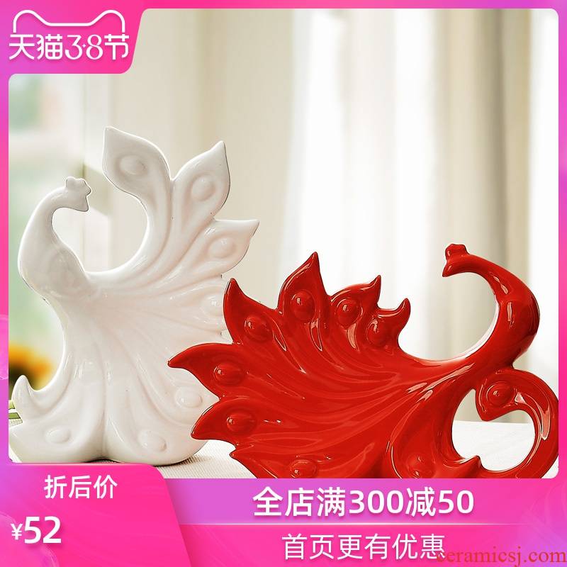 The modern home decoration home decoration wedding gift furnishing articles and checking ceramic crafts, and The peacock