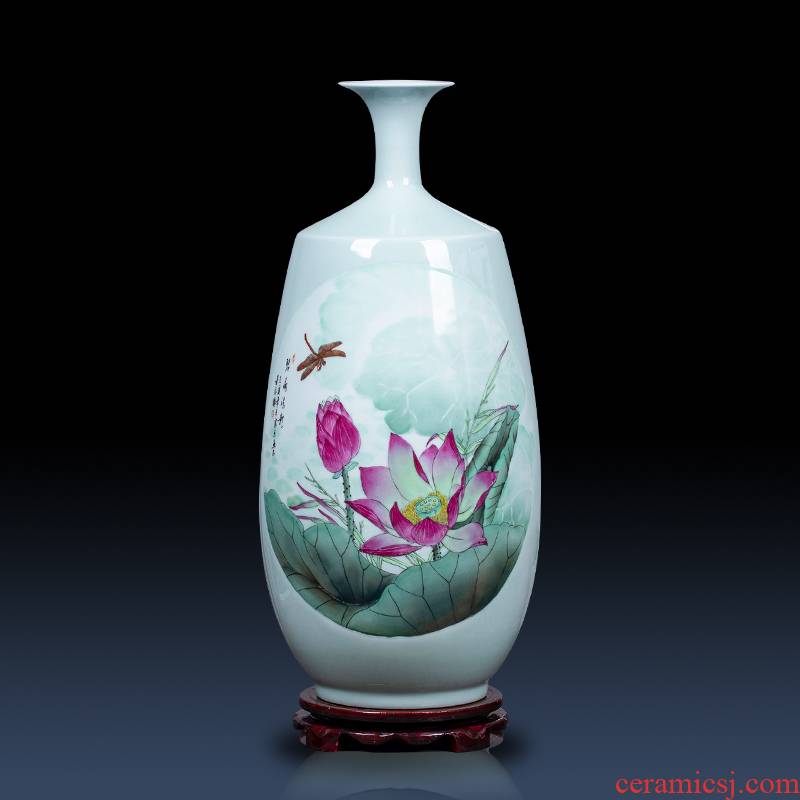 Jingdezhen ceramics vase hand - made the sitting room porch decoration of Chinese style household TV ark place wedding gift