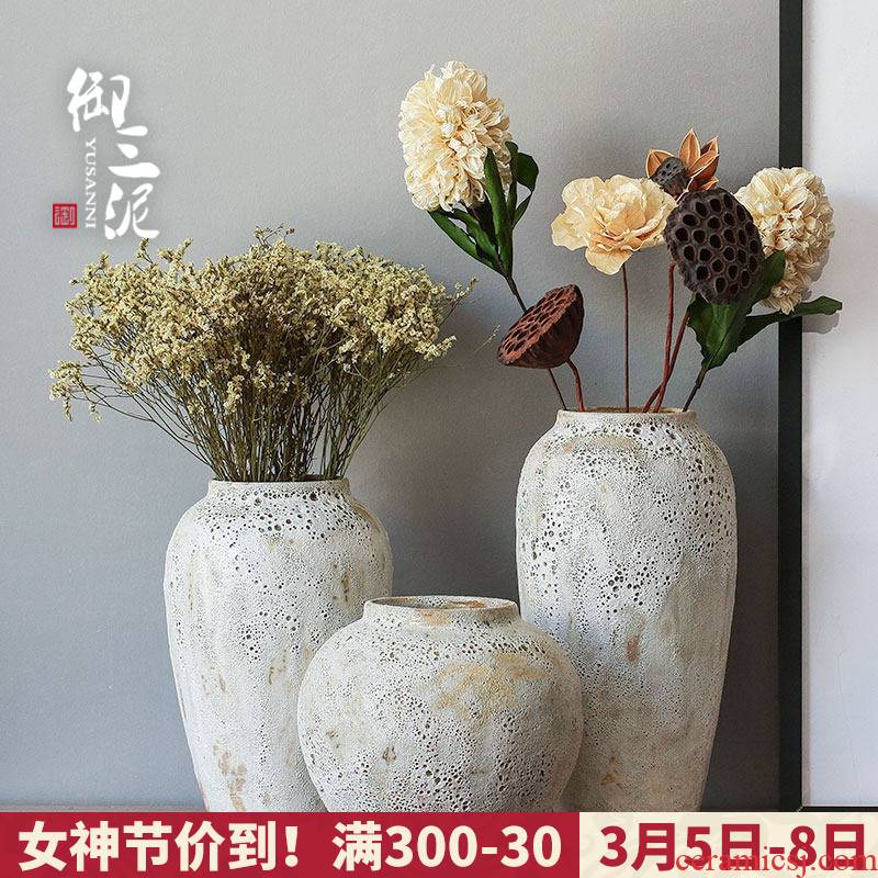 I and contracted sitting room ceramic dry flower ceramic flower vases Nordic ins furnishing articles, restore ancient ways small pure and fresh and coarse pottery