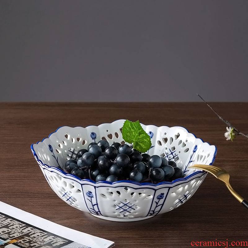 Jingdezhen ceramic fruit bowl house home furnishing articles large offerings of blue and white porcelain plate of the sitting room tea table dry fruit tray