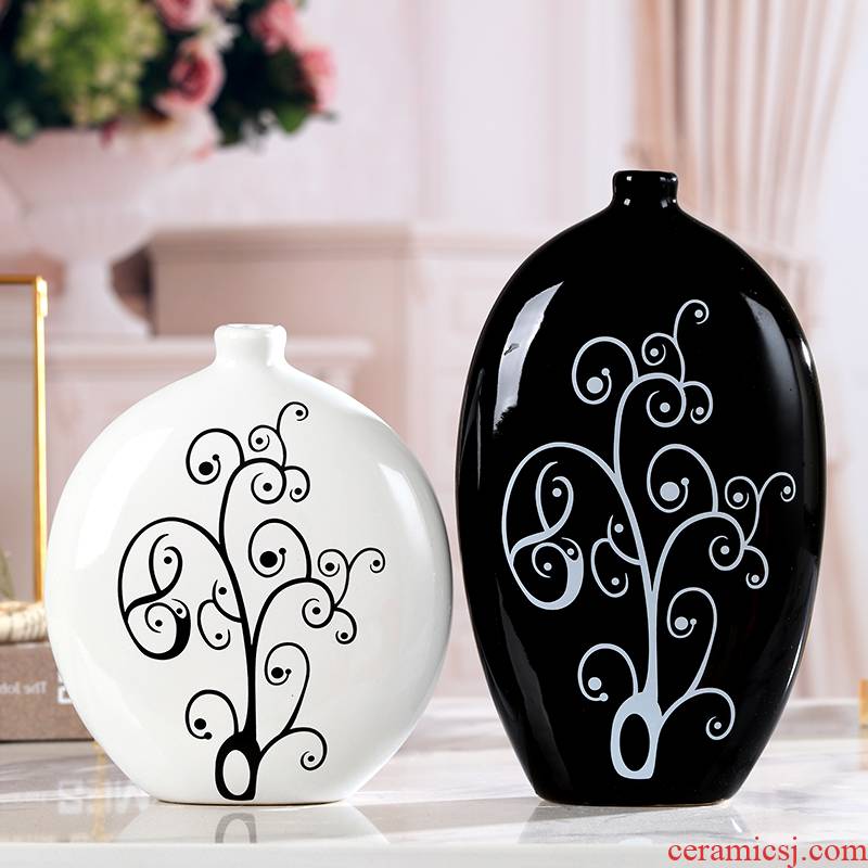Jingdezhen ceramic household act the role ofing is tasted creative vase sitting room place black and white contracted and I crafts desktop decoration