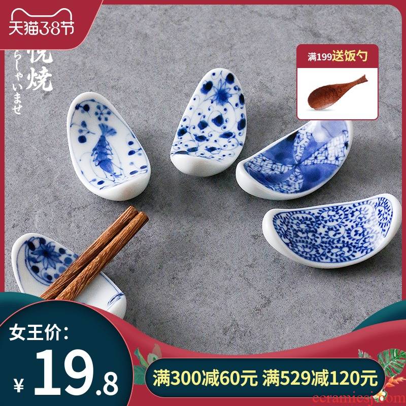 Love make'm blue winds hall type ceramic imported from Japan Japanese U chopsticks spoons placed aircraft chopsticks