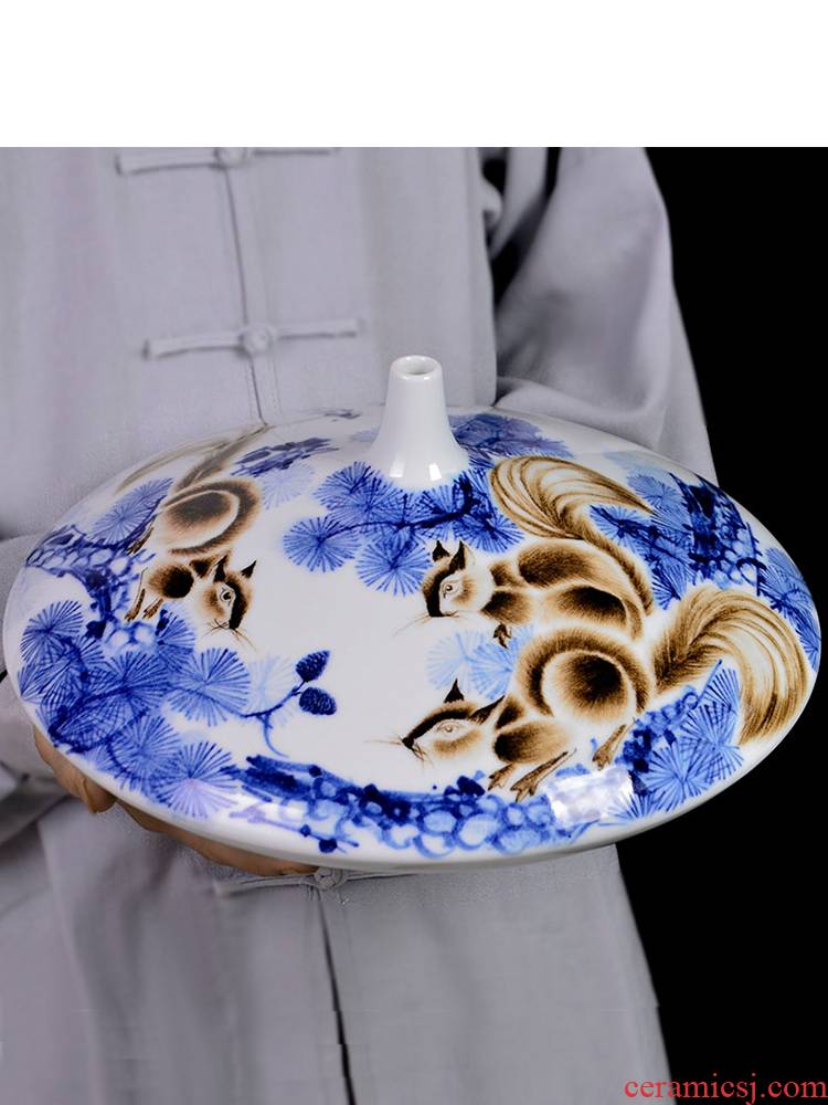 Famous master of jingdezhen ceramics hand - made gold rat blue and white porcelain vase prosperous wealth sitting room adornment handicraft furnishing articles