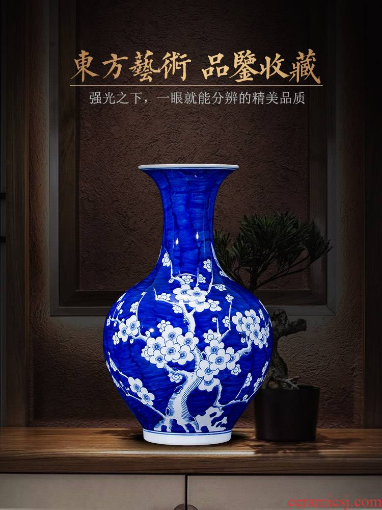 Jingdezhen ceramics vase hand - made archaize large sitting room of Chinese style household flower arrangement of blue and white porcelain decoration furnishing articles