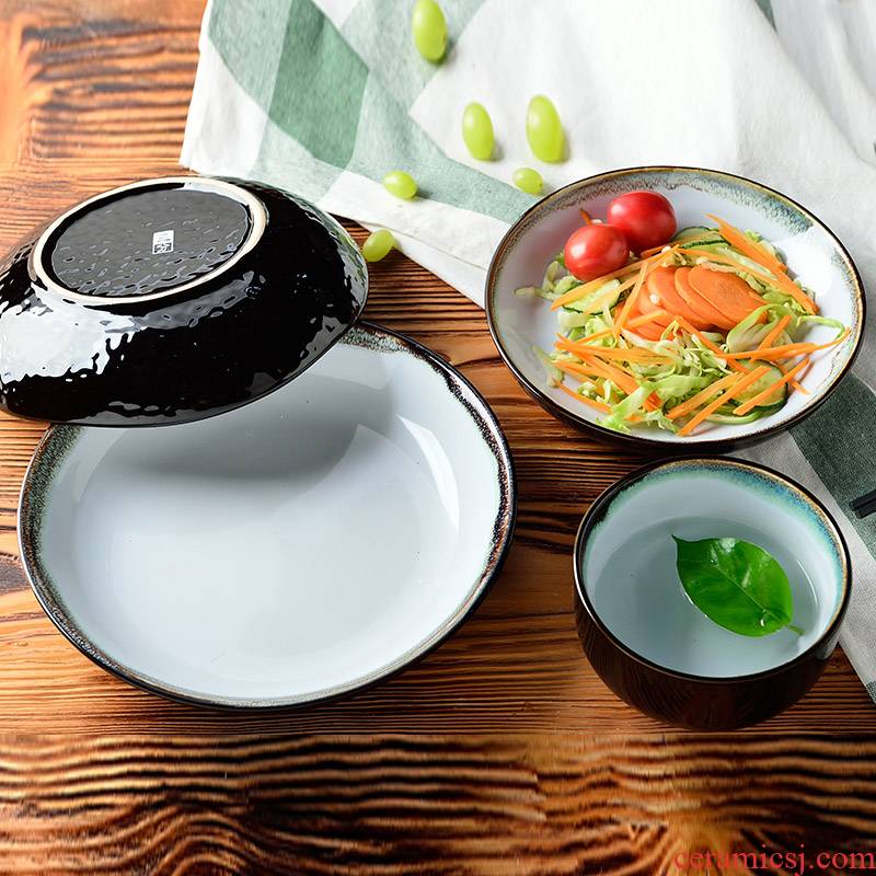 Three classic Japanese white black ceramic round side dish plate ipads plate and wind restaurants, hotel supplies