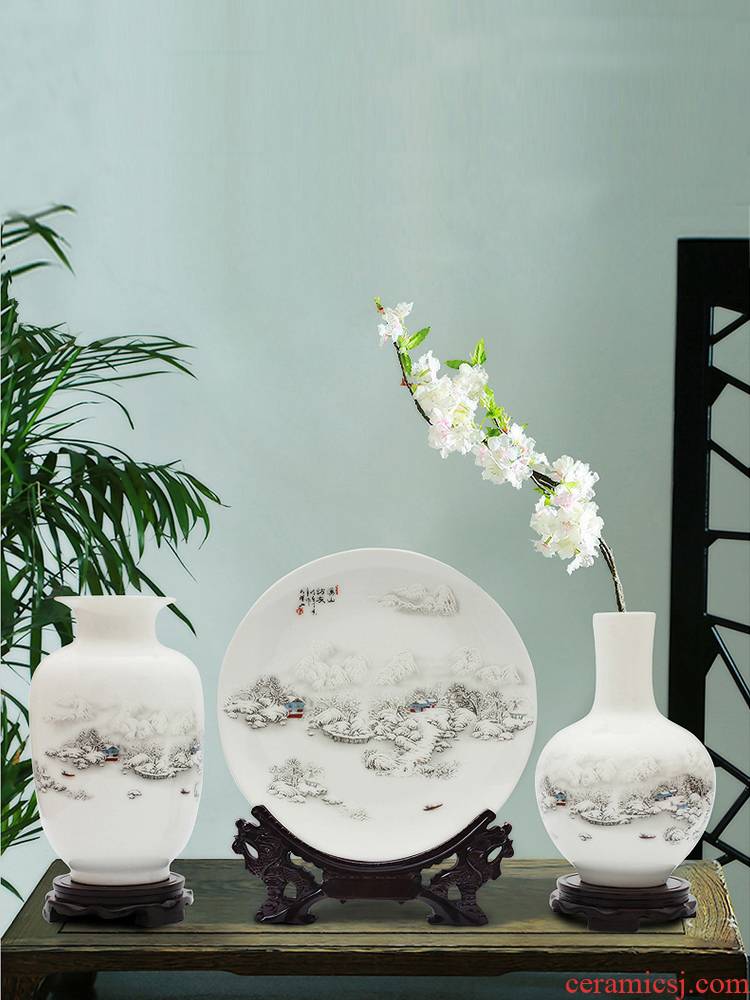 Three - piece suit of jingdezhen ceramics, vases, flower arrangement sitting room of Chinese style household adornment TV ark, small handicraft furnishing articles