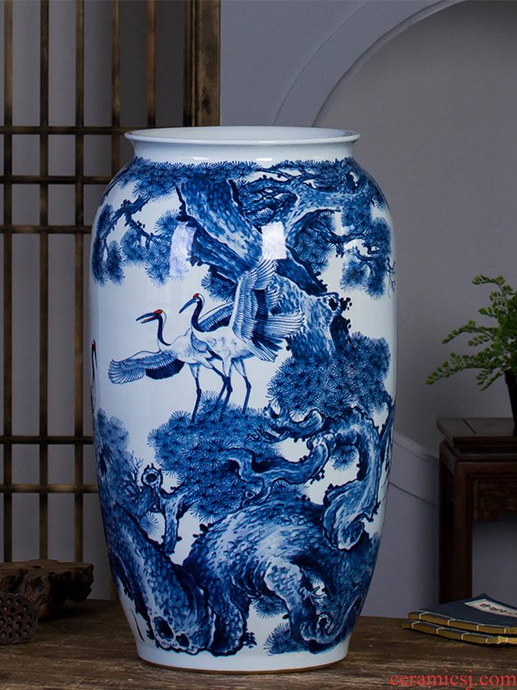 Jingdezhen ceramics master hand - made ground of blue and white porcelain vase villa living room decoration furnishing articles scroll cylinder size