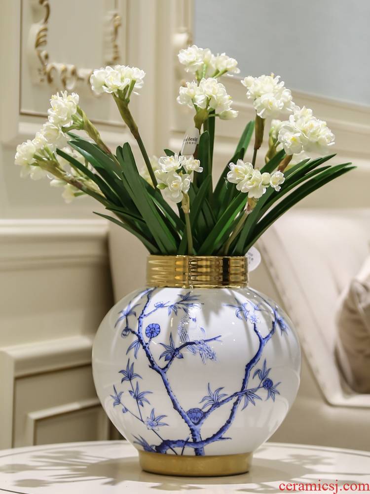Jingdezhen light of new Chinese style key-2 luxury ceramic vases, flower arranging TV ark, place of the sitting room porch classic blue and white porcelain