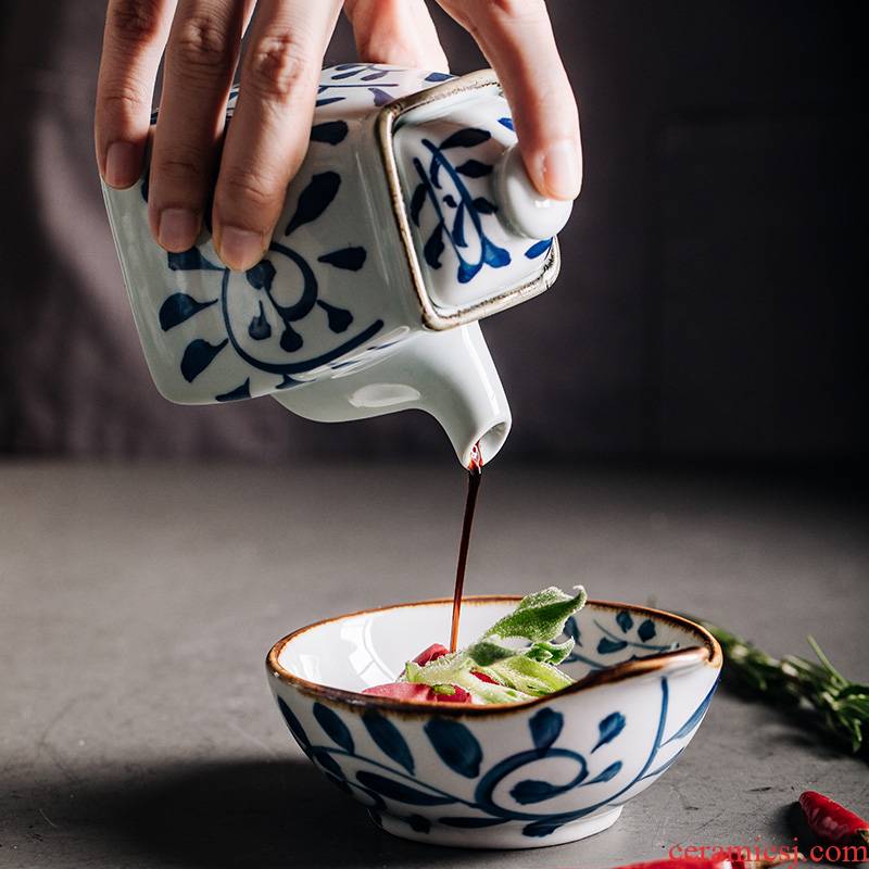 Creative household ceramics sifang soy sauce pot seasoning sauce pot pot of Japanese with cover vinegar pot "penghu - glance accusing oil