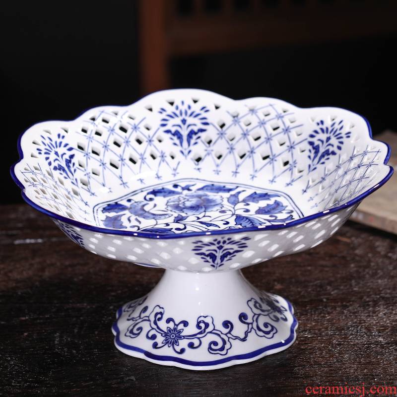 Jingdezhen ceramics creative new Chinese style living room tea table dried fruit fruit bowl classical decorative furnishing articles