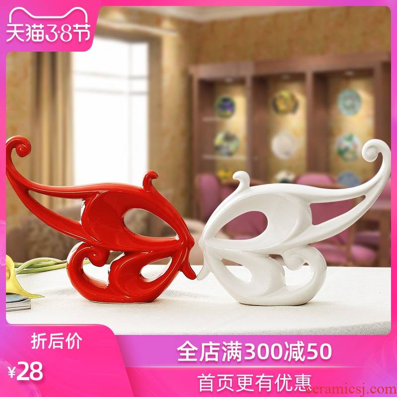 The Sequence of the strong modern home decoration home decoration marriage home furnishing articles checking ceramic crafts wedding gift butterfly fish