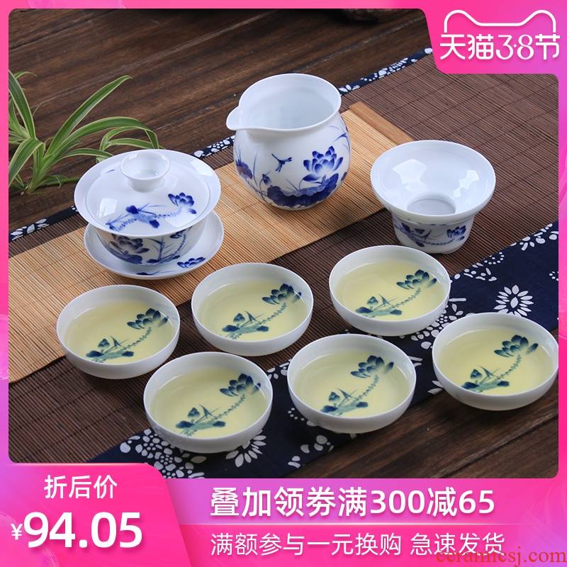 High white thin foetus blue and white porcelain tea set suit household ceramics kung fu tea tureen of a complete set of tea cups spun out of the shell