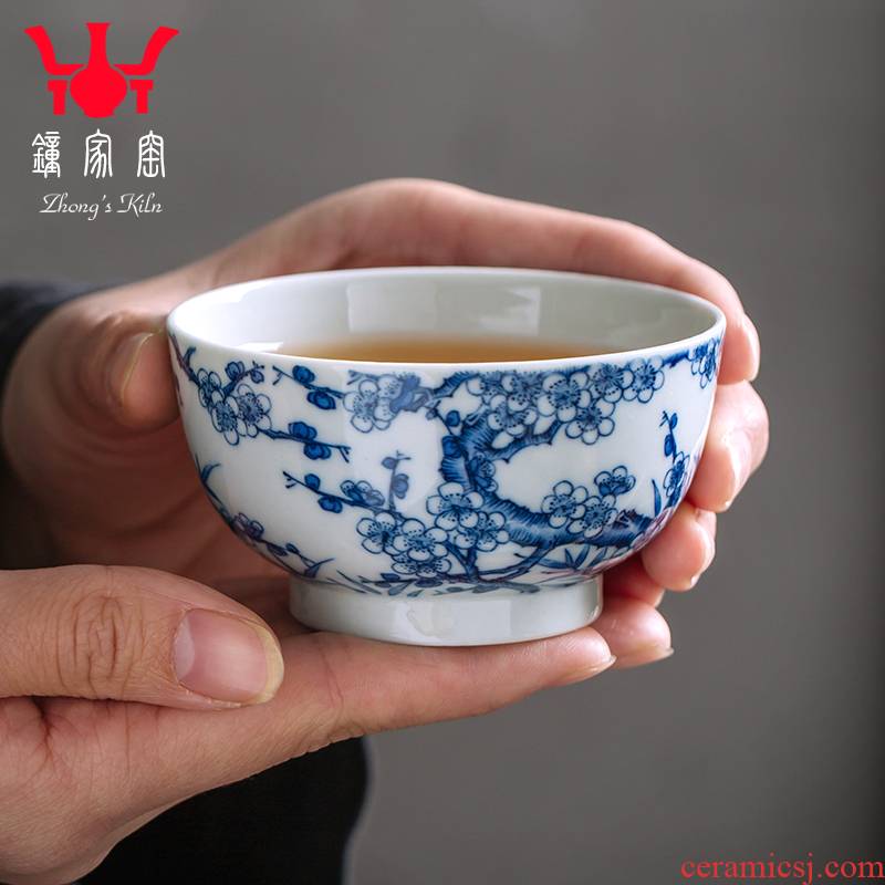 Have blue and white wood up up with jingdezhen blue and white porcelain cup tea service master cup single CPU name plum flower small tea cups