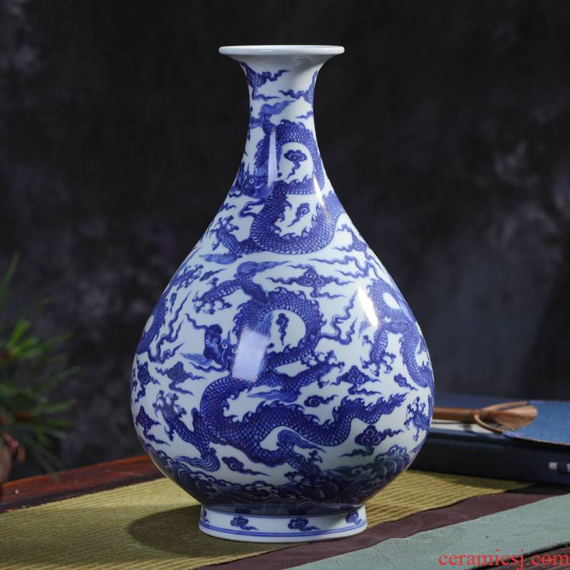 Offered home - cooked hand - made of blue and white porcelain in jingdezhen porcelain vase furnishing articles home furnishings checking ceramic art collection