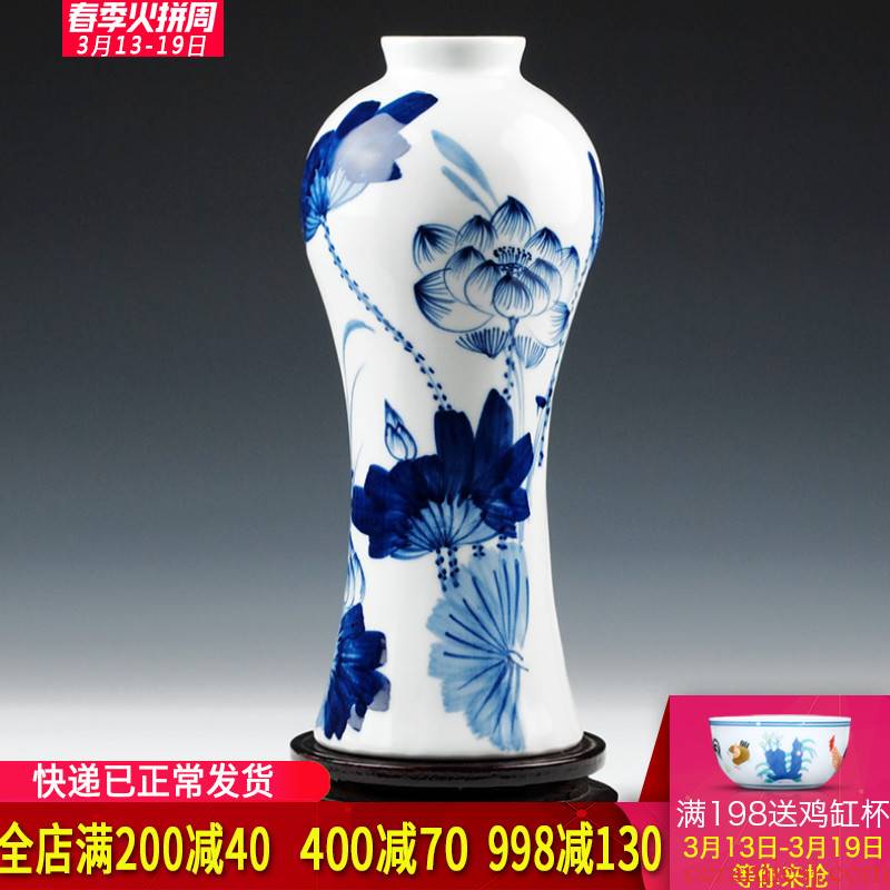 Blue and white hand draw freehand brushwork in traditional Chinese jingdezhen ceramics creative home furnishing articles flower vases, flower implement the living room