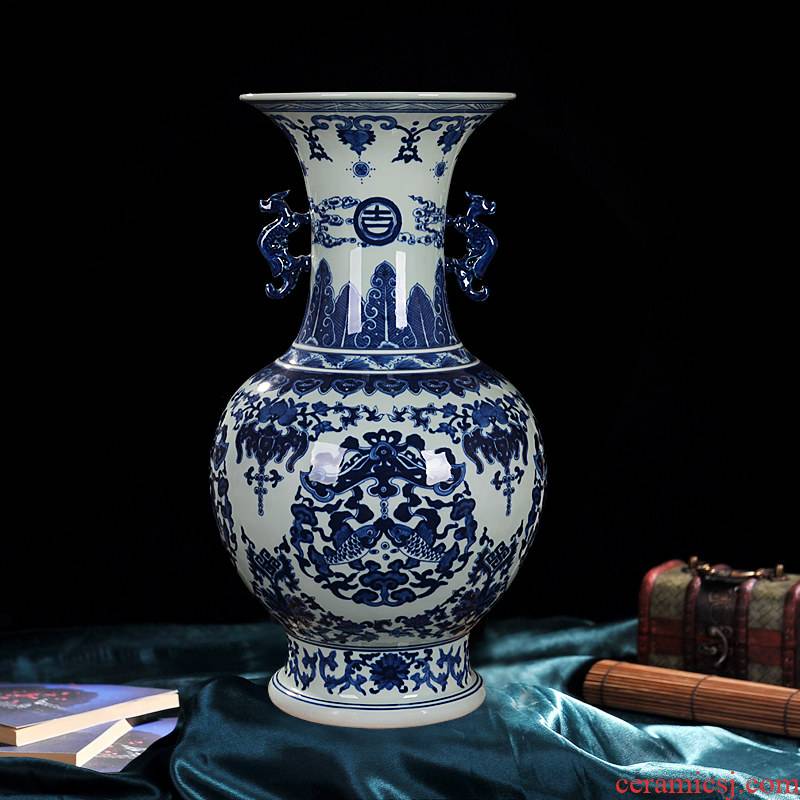 Antique hand - made ears design of blue and white porcelain of jingdezhen ceramics vase flowers sitting room adornment is placed the process