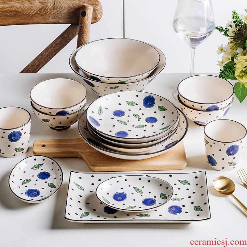 Japanese character dishes suit ins plate household creative web celebrity ceramic tableware, lovely blue berry tableware portfolio