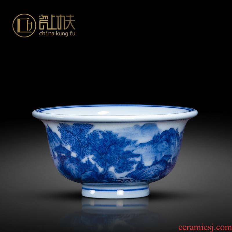 Jingdezhen porcelain craft kung fu teacups hand - made of blue and white landscape pressure hand cup single CPU master cup ceramics