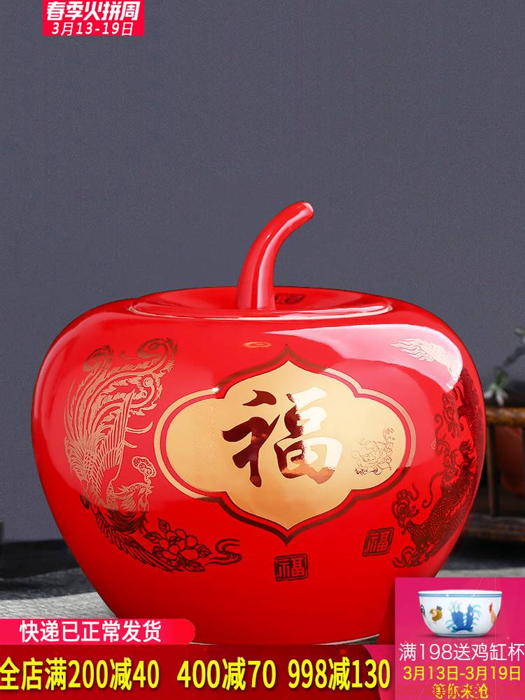 Jingdezhen ceramics China red apple storage jar vase Chinese sitting room adornment is placed a wedding gift