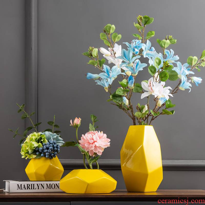 Ceramic vase furnishing articles household act the role ofing is tasted, the sitting room TV cabinet table decoration decoration ideas flower arranging yellow crafts