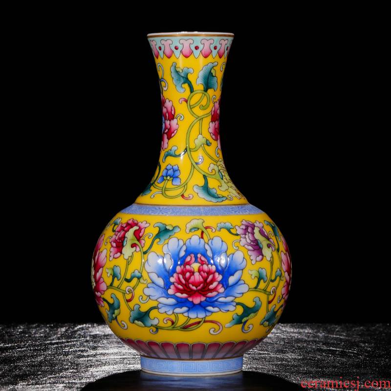 Yang Shiqi palace ceramics and name to pastel yellow lotus pattern design