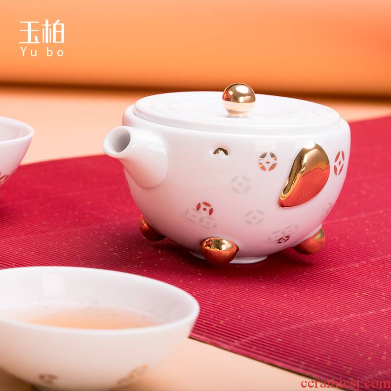 Travel exquisite jade cypress ceramic tea set suit portable is suing Travel to crack a pot of three New Year gift