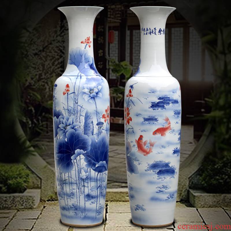Jingdezhen blue and white porcelain hand - made sitting room adornment is placed more than the French vase company every year for the opening gifts