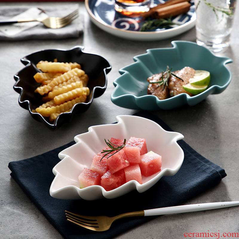 Nordic dessert dish creative irregular shape ceramic plate leaves deep serving breakfast food dish dish dish home