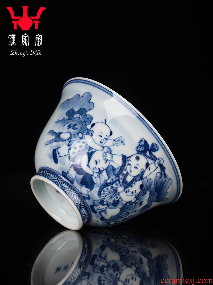 Clock home up jingdezhen blue and white maintain master cup all hand craftsman individual single hand picking lotus tong qu tea cup