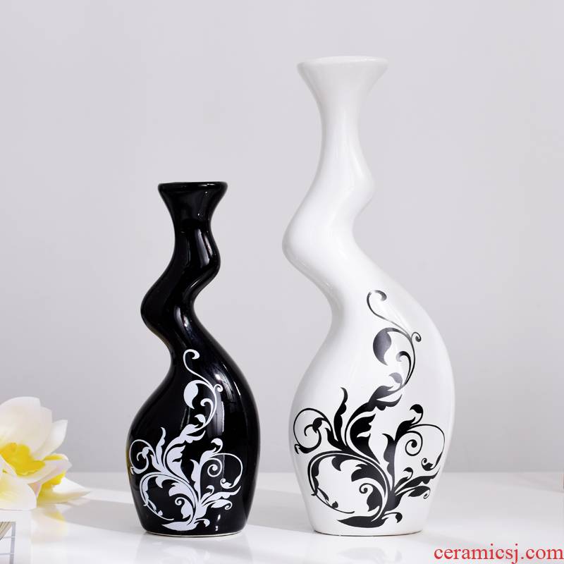 Individuality creative furnishing articles fashionable sitting room ark, household decoration ceramics handicraft modern simple black and white vase