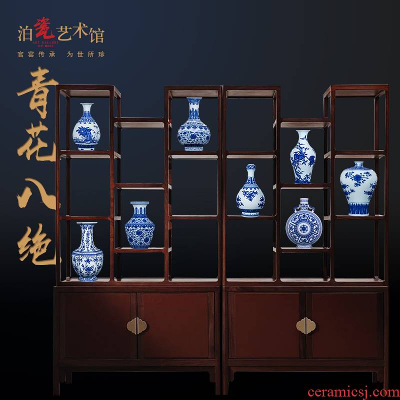Jia lage jingdezhen blue and white porcelain ceramics hand - made the sitting room of Chinese style household decorations crafts are arranging flowers