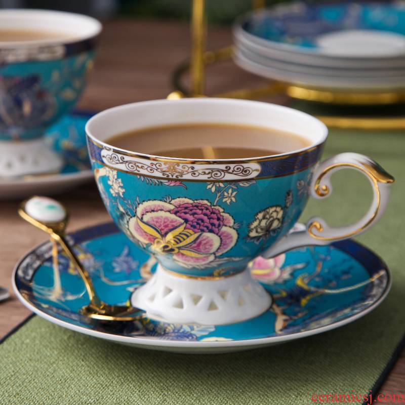 European style coffee cups and saucers suit British up phnom penh ceramic cups household contracted camellia tea cup with a spoon in the afternoon