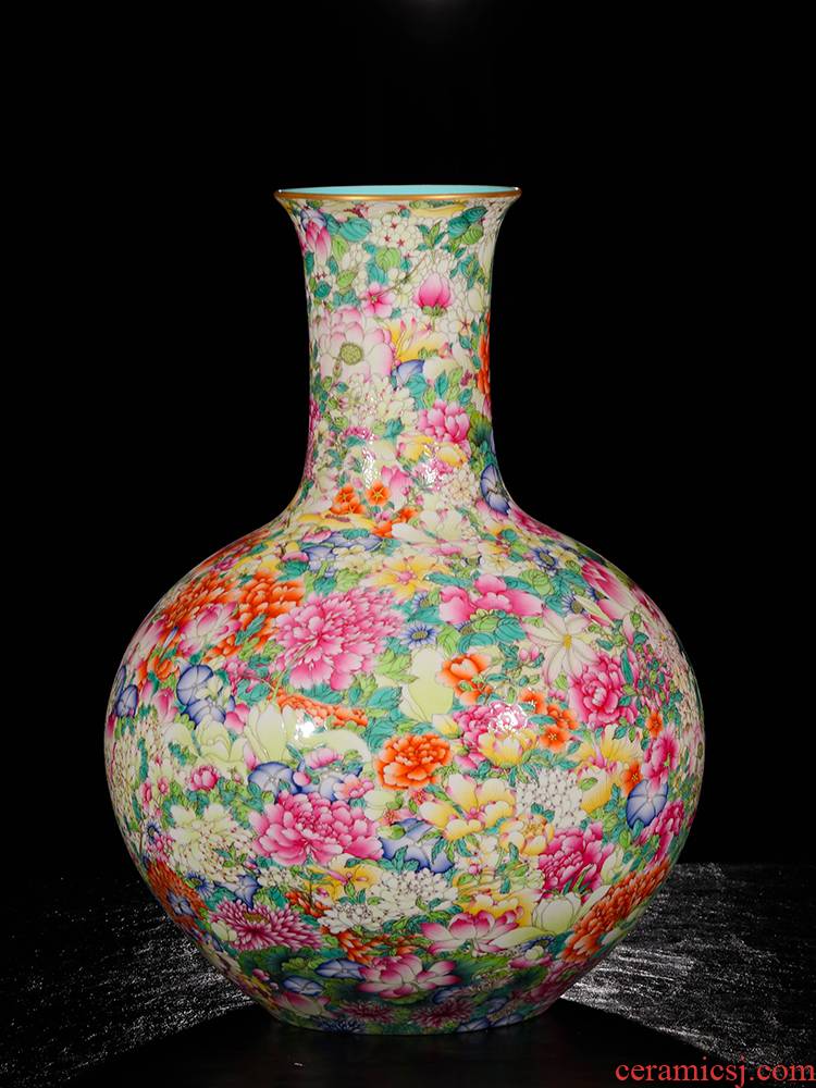 Yang Shiqi palace ceramic flower is not open with a silver spoon in its ehrs expressions using the and name the tree